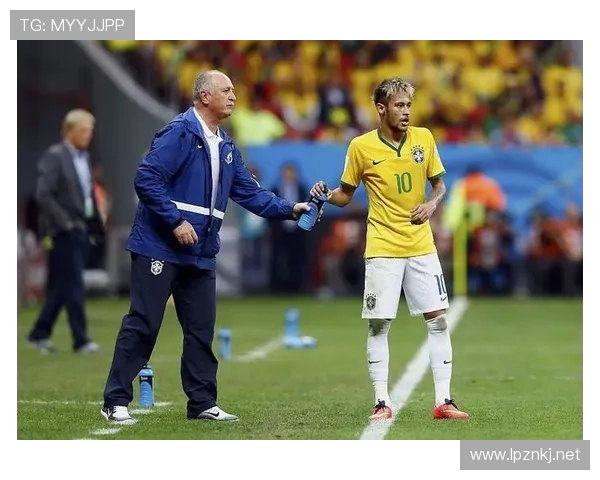 内马尔国家队与俱乐部核心地位构建路径对比