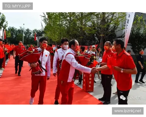 庞伟训练完回家第一件事：把金牌塞冰箱冷冻层