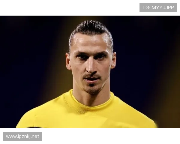 阿圭罗与伊布在锋线转移中形成单点驱动与多点参与差异