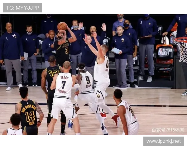 班恩无球跑动制造空位，三分效率领跑后卫群